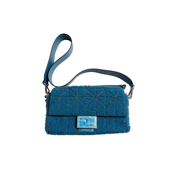 Fendi Baguette blue shearling silver hardware shoulder bag - Picture 1 of 8